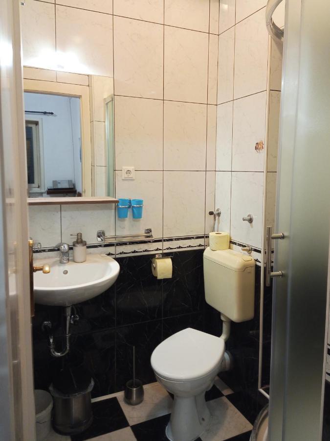 Angela Classic Rooms & Apartments Zagreb Ngoại thất bức ảnh